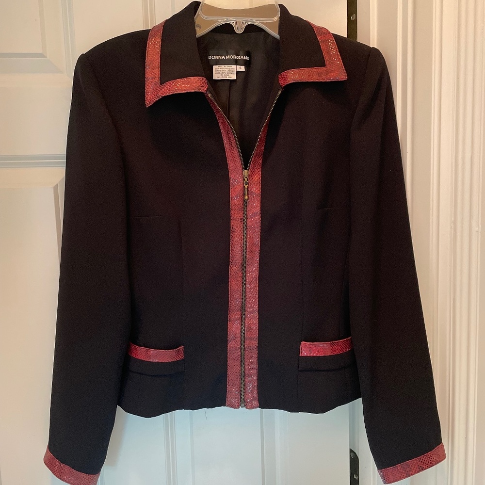 Donna Morgan suite jacket, size 6, black with leather trim